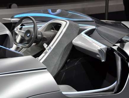 23-bmw-vision-connecteddrive