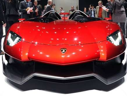 05-lamborghini-aventador-j-geneva