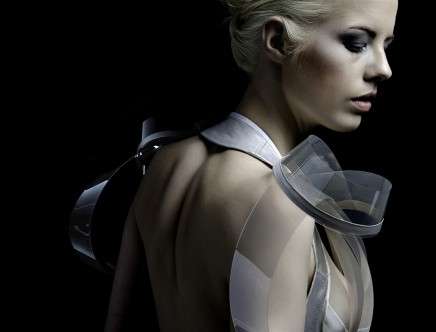 Studio Roosegaarde, "Intimacy White 2.0."