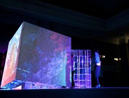 Eugene KOSGORON & Evelina SAUSINA, "Fractal Projections." Photo: Jansen TEO.