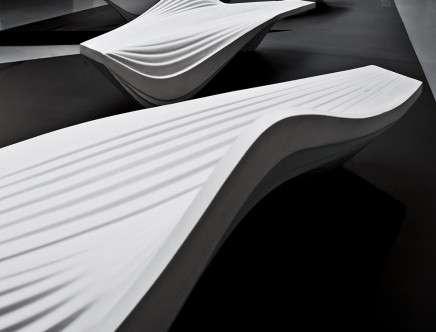 Zaha Hadid Design, LAB23 "Serac Bench." Photo: Jacopo SPILIMBERGO.