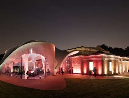 Zaha Hadid Architects, "Serpentine Sackler Gallery." Photo: Luke HAYES.